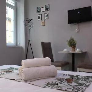 taxim-starlight-hotel.istanbul-turkeyhotels.com/
