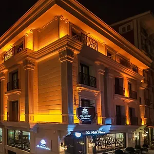Le Petit Palace - Special Category Türkiye