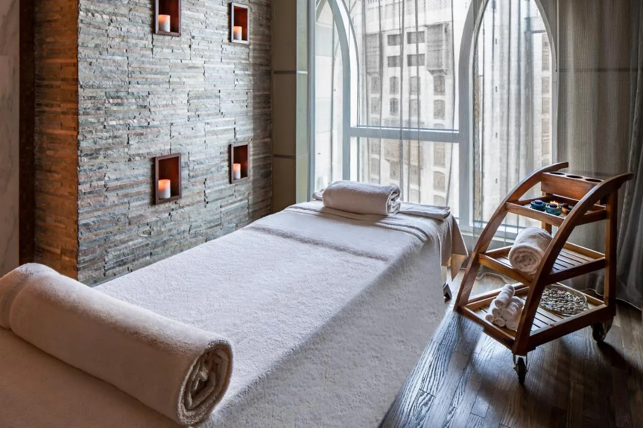 فندق قصر مكة رافلز 5*,