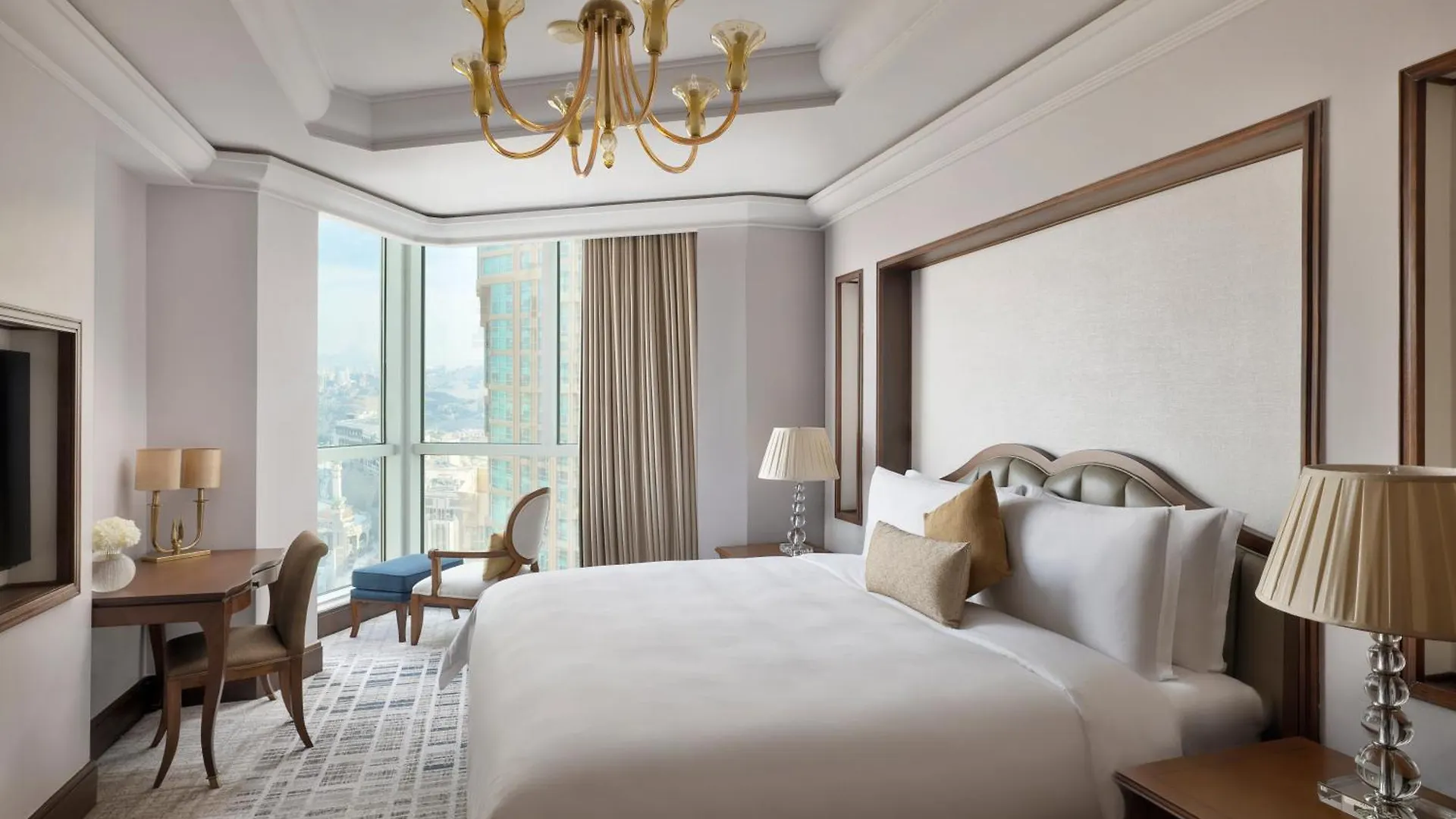 ***** Hotel Raffles Makkah Palace Mecca Saudi Arabia
