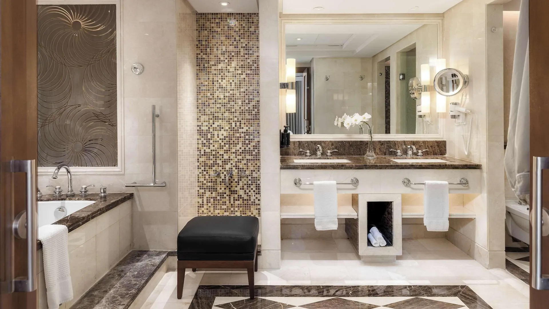 فندق قصر مكة رافلز