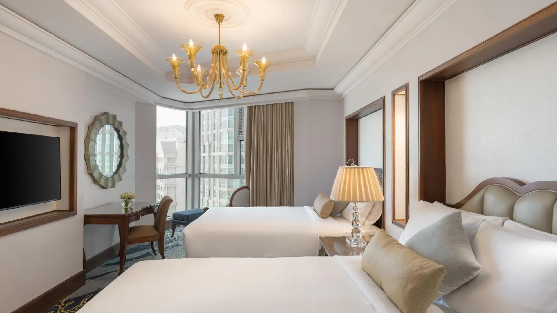 Raffles Makkah Palace Mecca 5*,